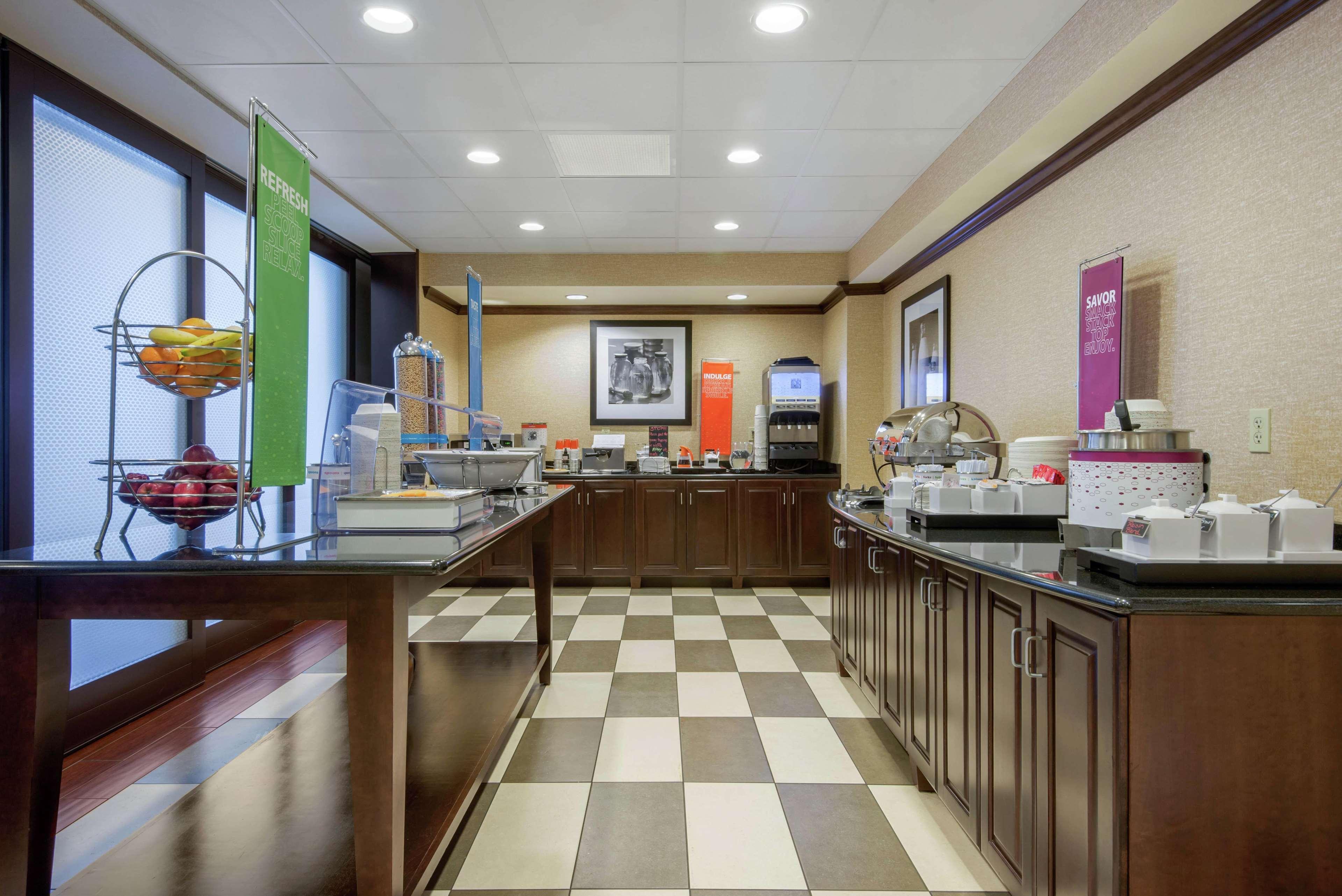 Hampton Inn Мидвилл Экстерьер фото