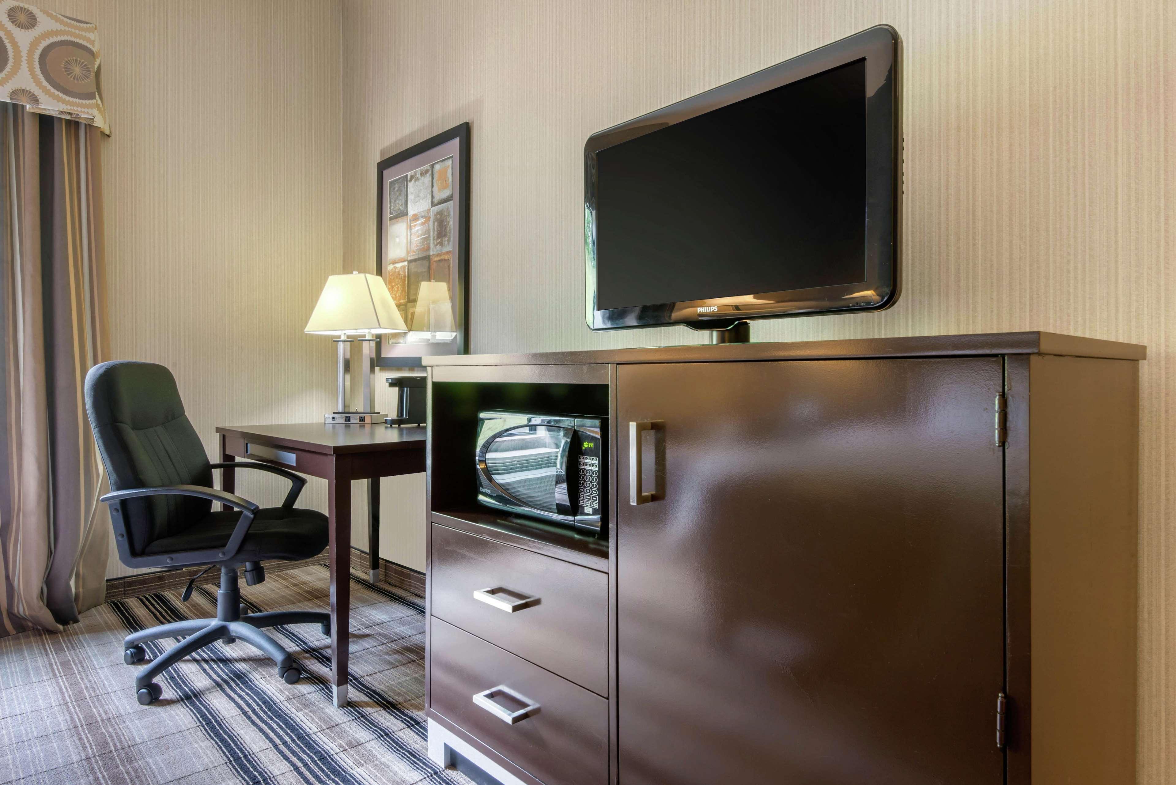 Hampton Inn Мидвилл Экстерьер фото