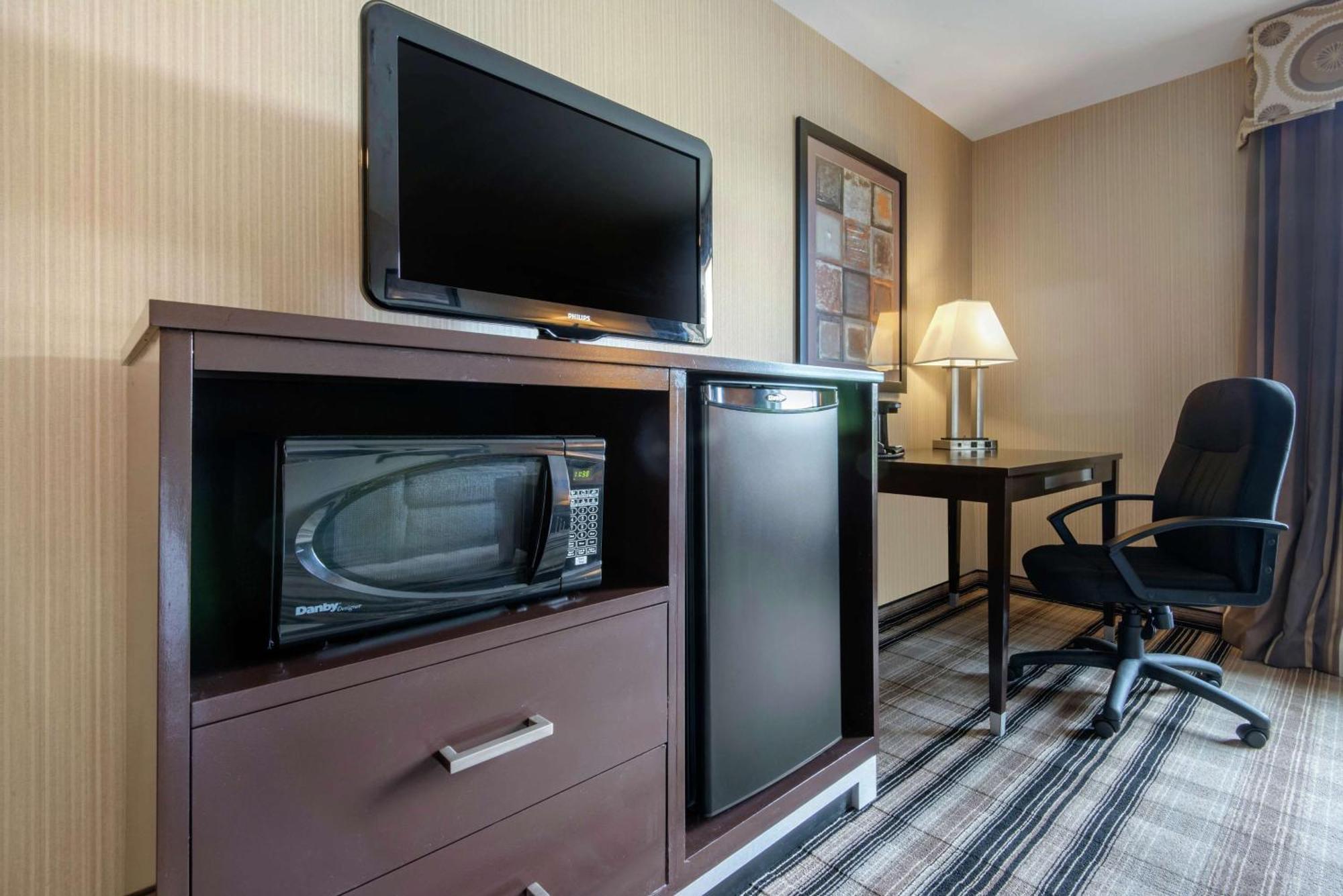 Hampton Inn Мидвилл Экстерьер фото