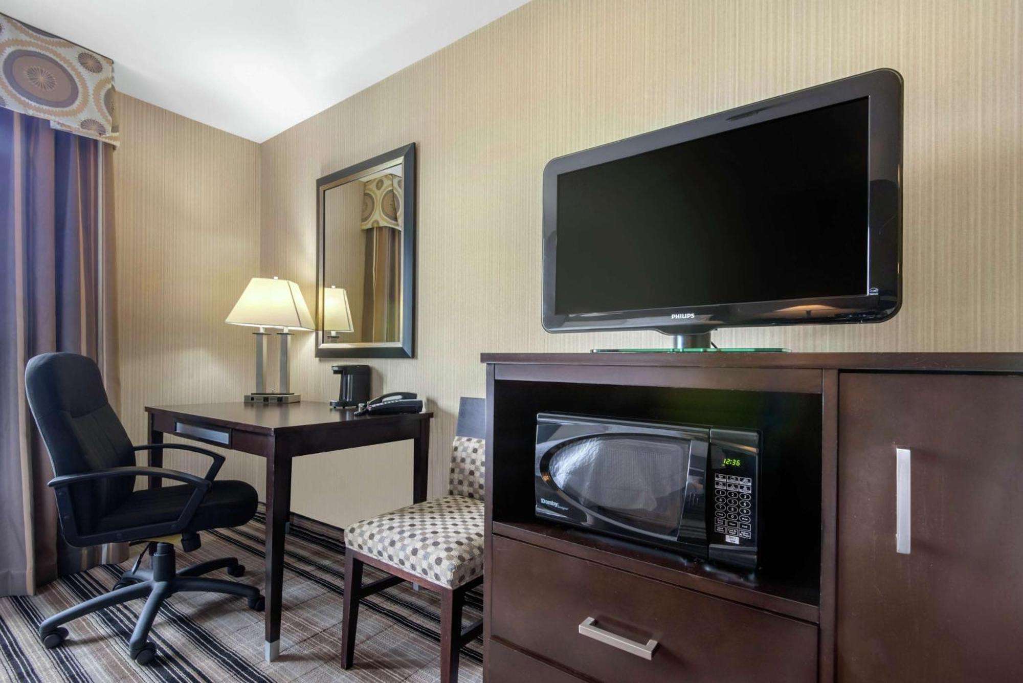Hampton Inn Мидвилл Экстерьер фото