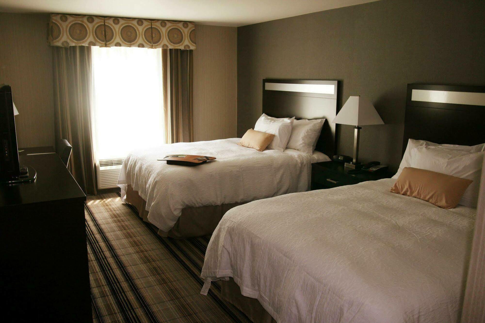 Hampton Inn Мидвилл Номер фото